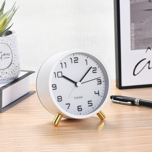 Tetino Analog Alarm Clock with Night Light White