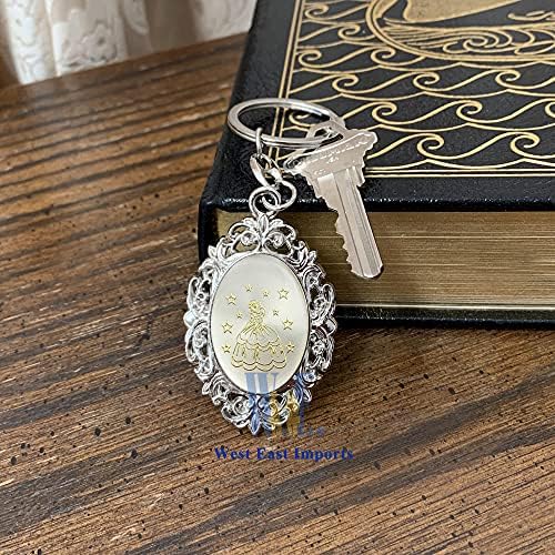 Vineen Personalized Quince Keychain Party Favor 12 PCS