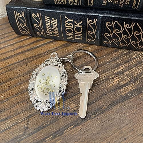 Vineen Personalized Quince Keychain Party Favor 12 PCS