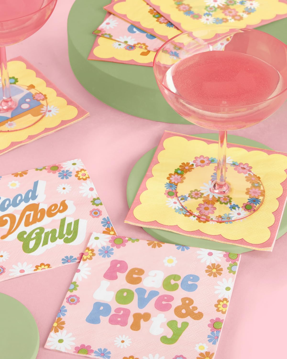XO Fetti Groovy Napkins 3-Ply 24 Pack