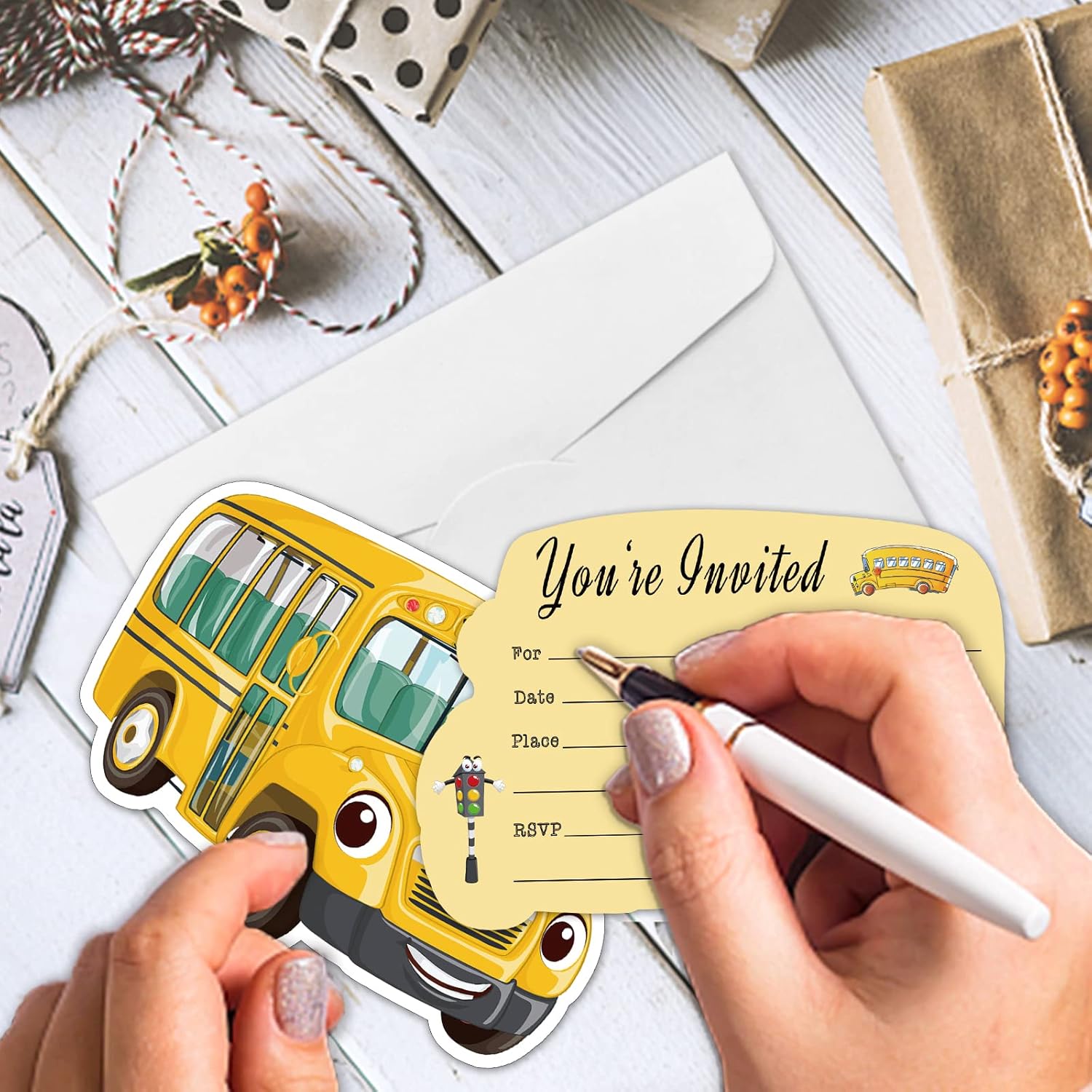 REWIDPARTY 20 Pack School Bus Shaped Invitations