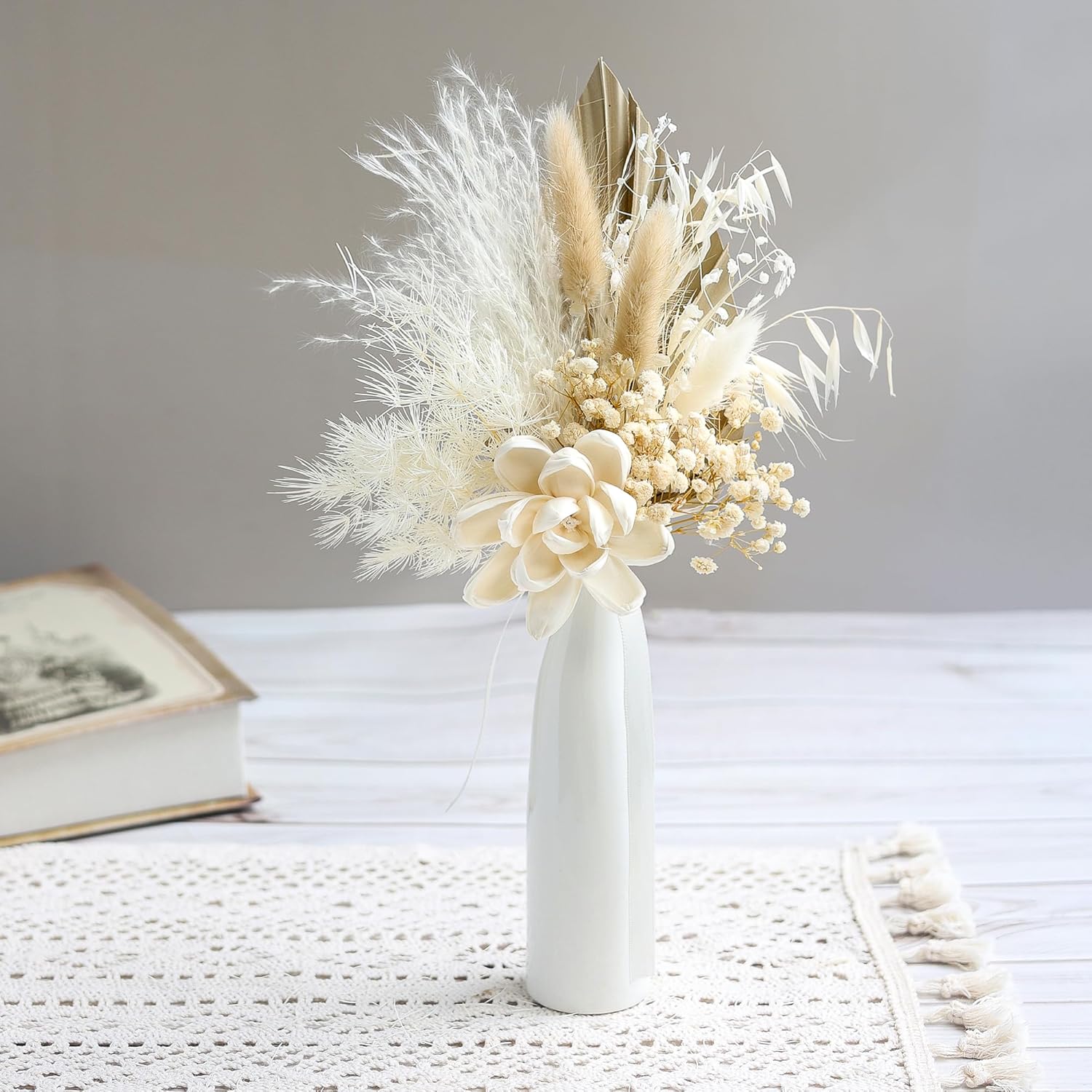 Xins Convey Dried Flowers Bouquet with Vase