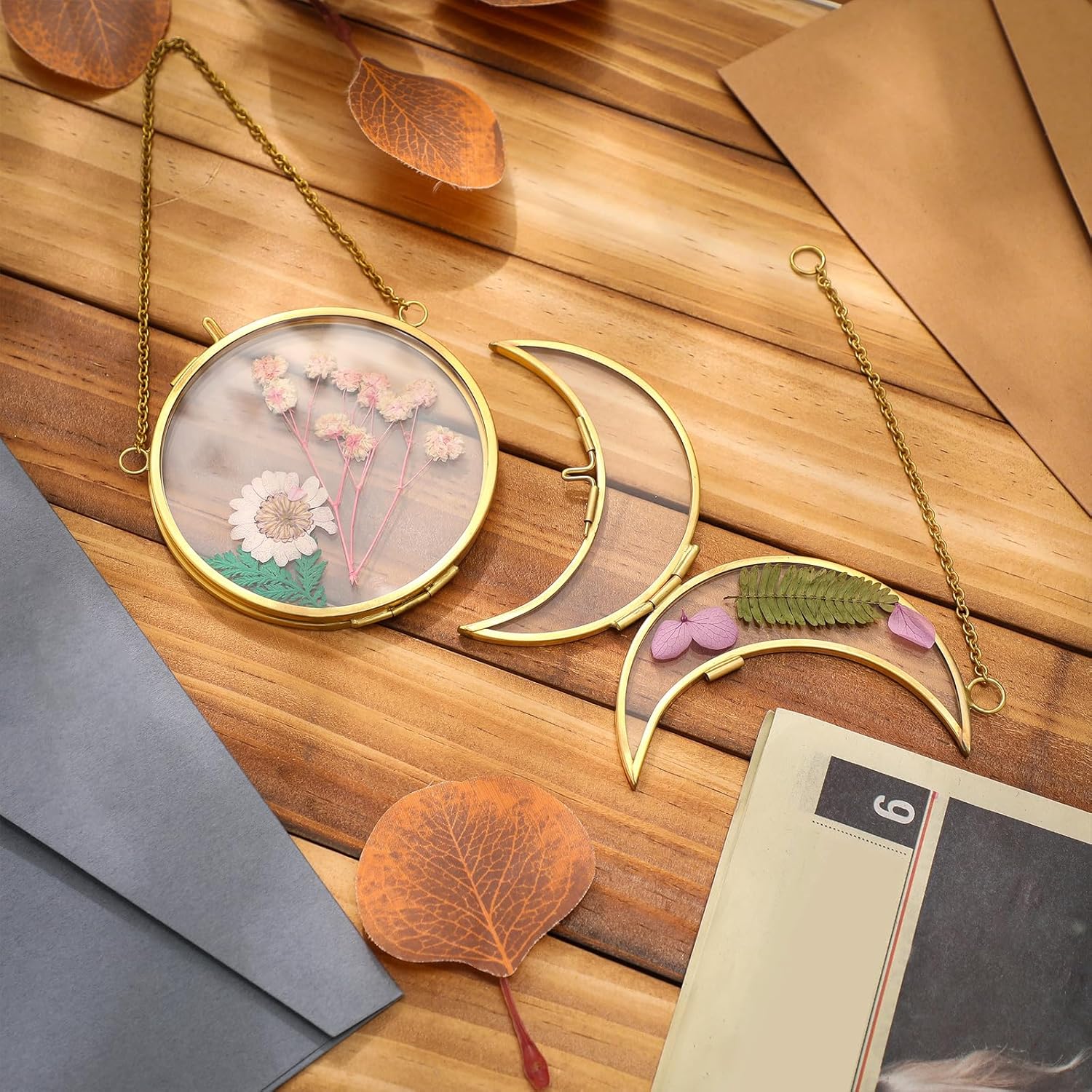 Qunclay 4 Pcs Pressed Flower Frame with Chain
