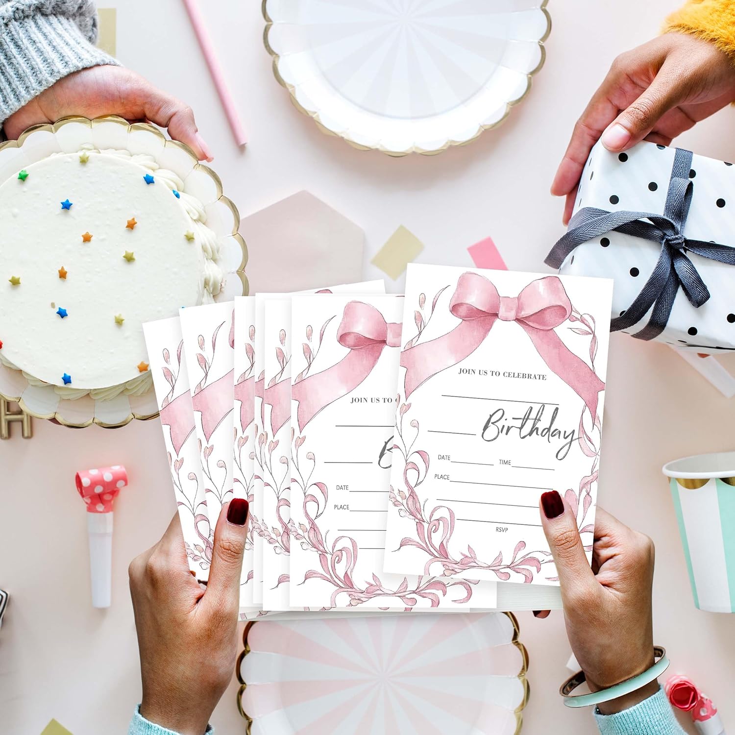 Pink Bow Birthday Invitations with Envelopes