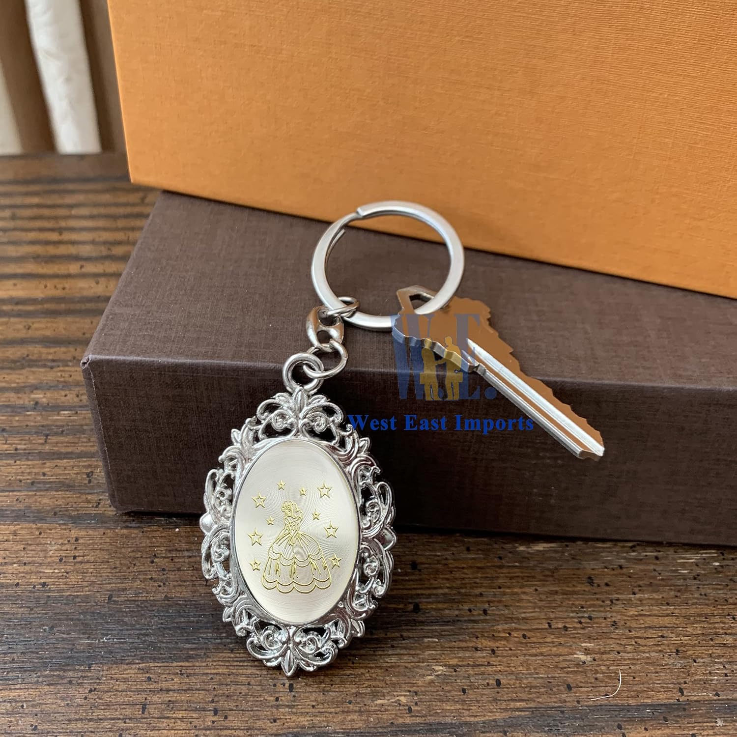 Vineen Personalized Quince Keychain Party Favor 12 PCS